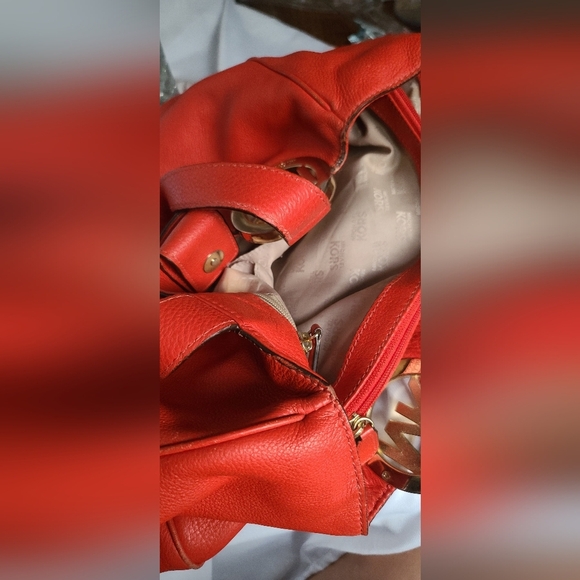Michael Kors  Burnt Orange Purse 👜 - Picture 14 of 16